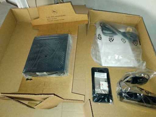 Fujitsu - S7011 - Thin client - Desktop